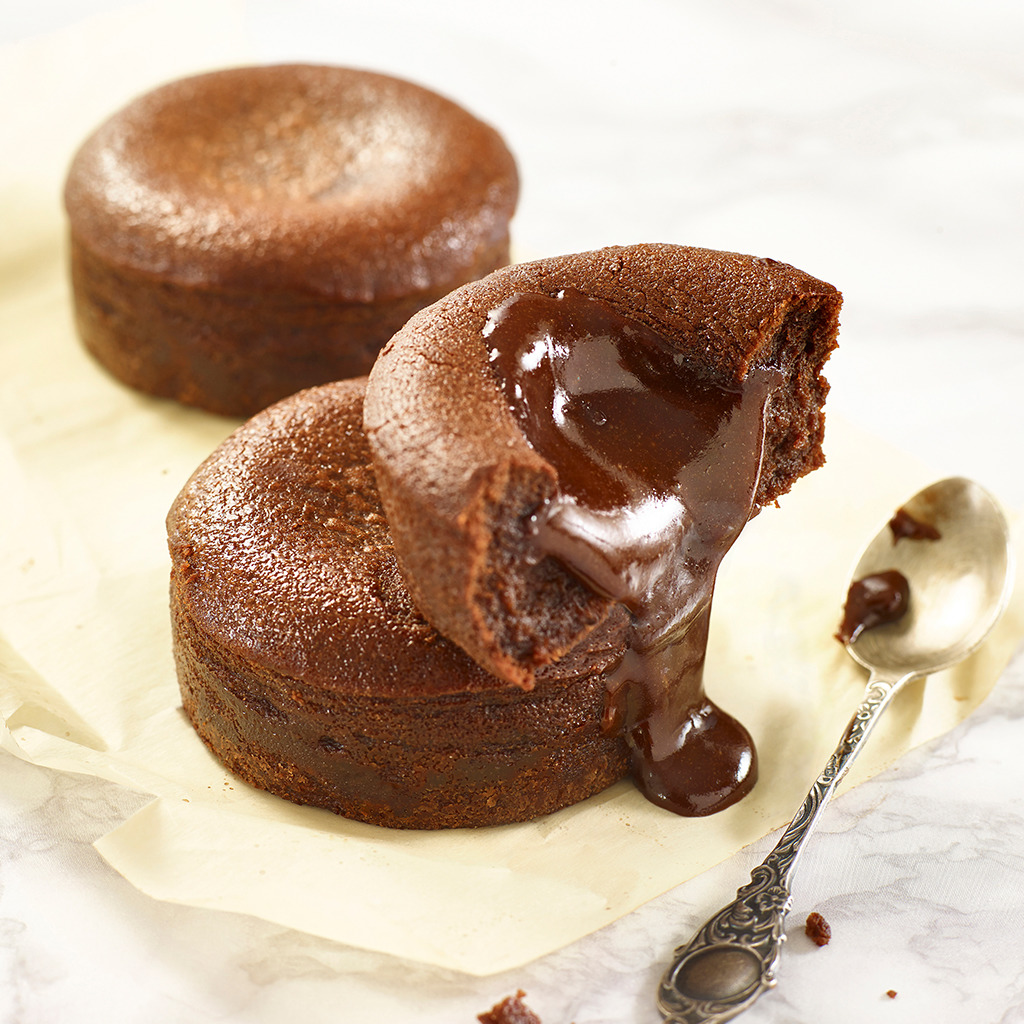 Schokoladentörtchen mit flüssigem Herz Schokoladentörtchen mit flüssigem Herz